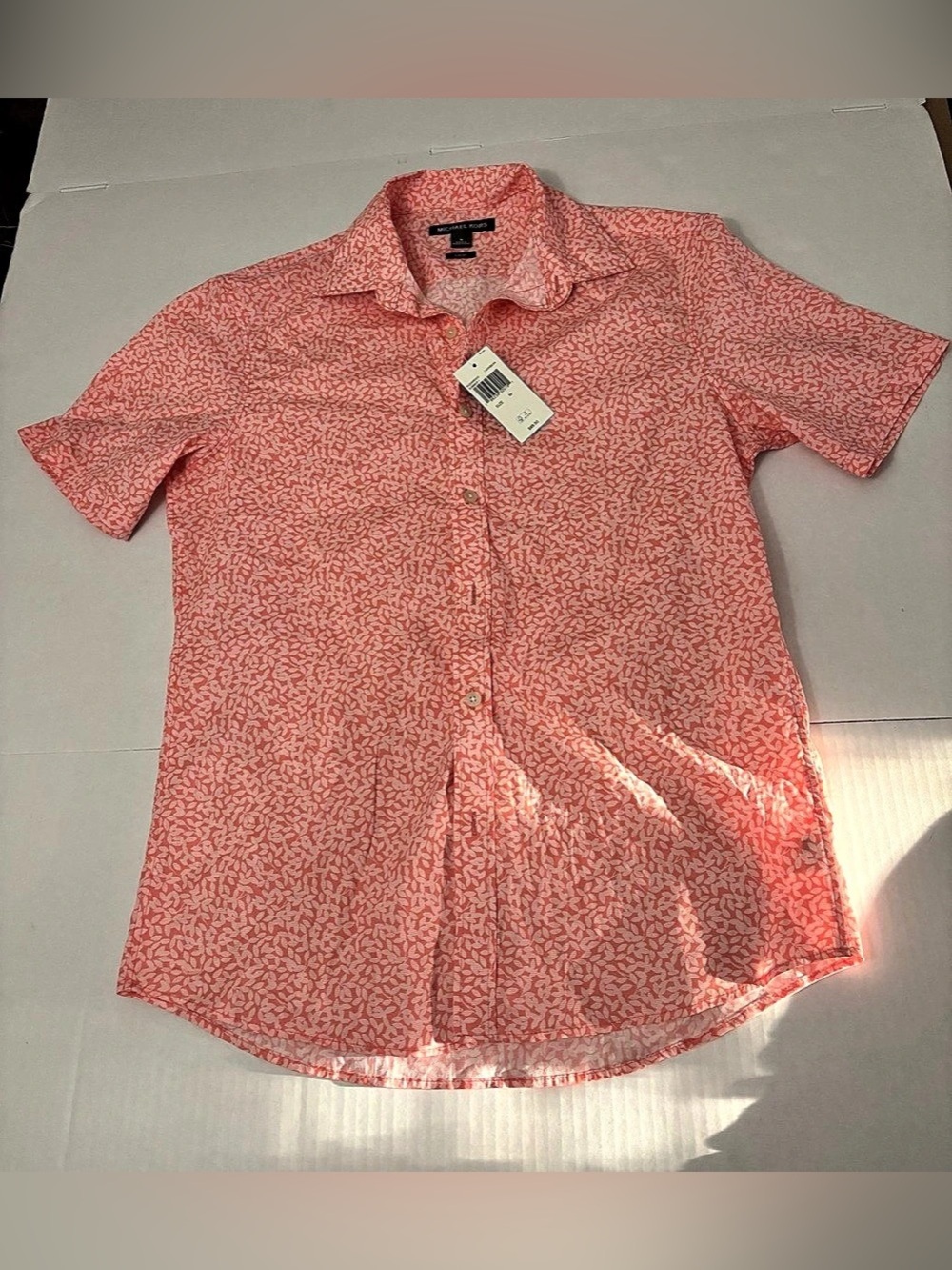 Michael Kors Men's Slim Fit  Stretch Button-Down Shirt. M